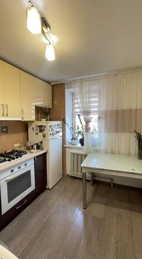 Продажа квартиры улучшенной планировки!
