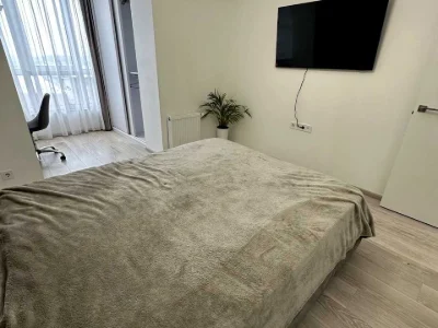 Apartment. Kul'parkivska st.