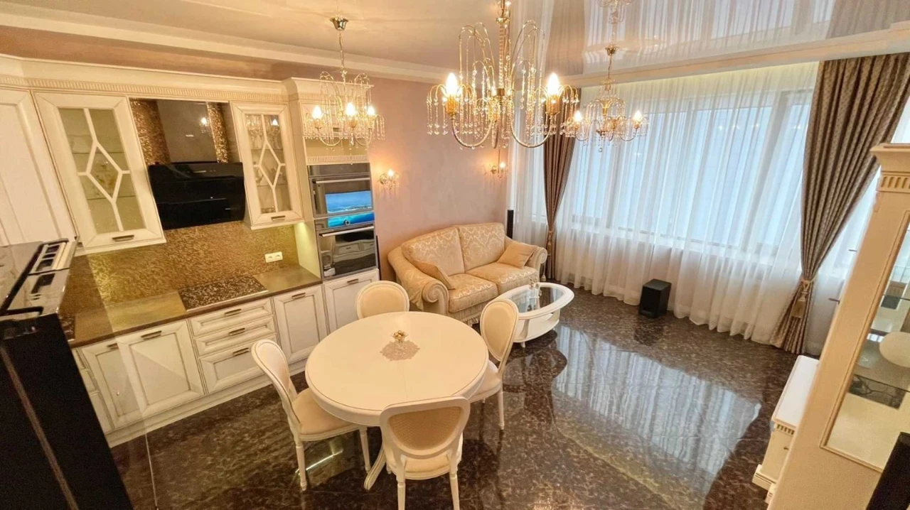 Без фото реального 2к квартири в ЖК RiverStone, Позняки, подвал.