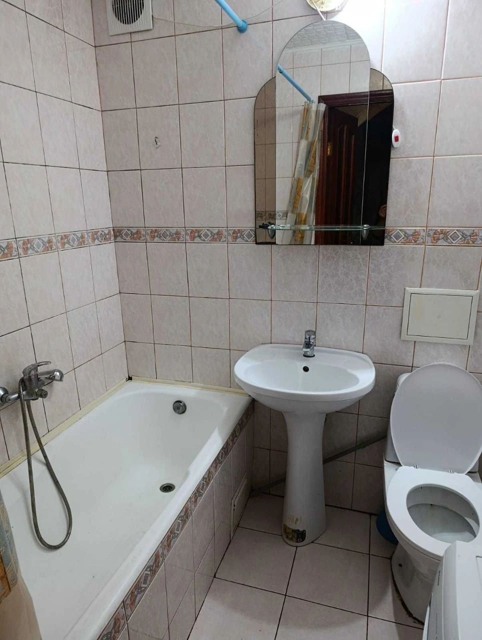Rent 2-room apartment, near Polytechnic Institute, on Shol Street