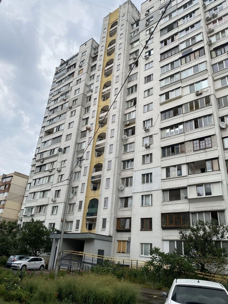 Оренда 2х кімн., вул Братів Тарасівців 9А, м Харківська- 5 х