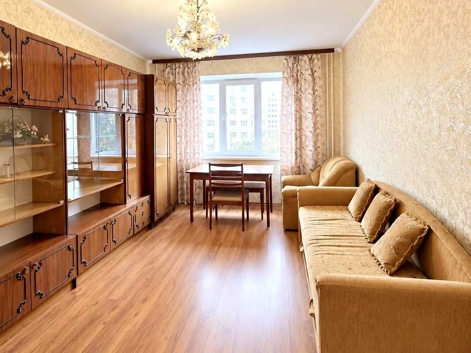 Apartment. Simirenya Street, Kyiv