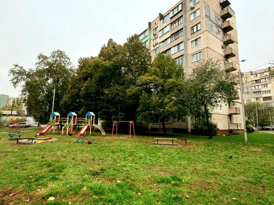 Apartment. Simirenya Street, Kyiv
