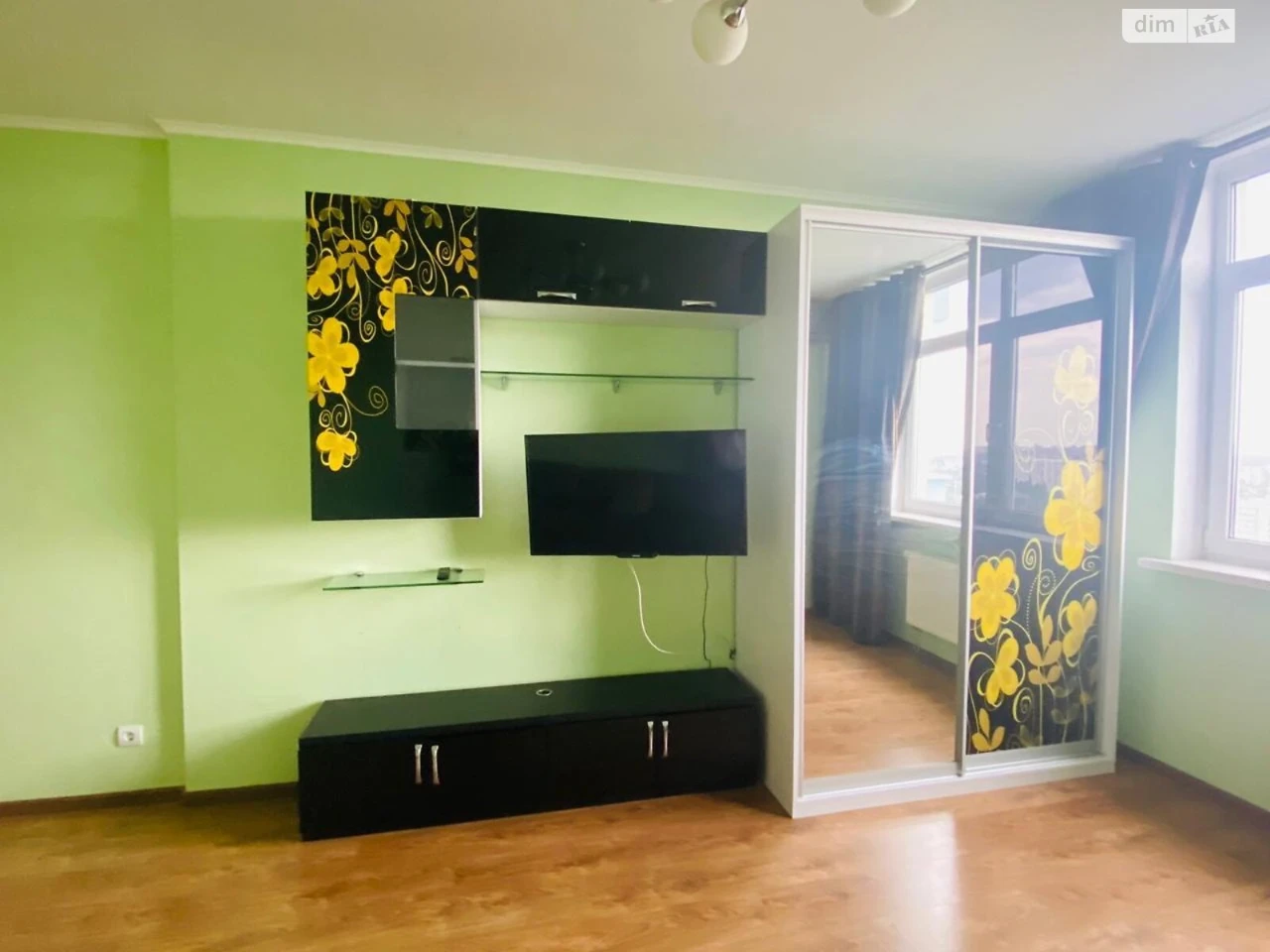 Apartment for Sale in Voskresenka