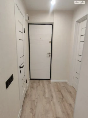 Киев: One-Bedroom Apartment for Sale