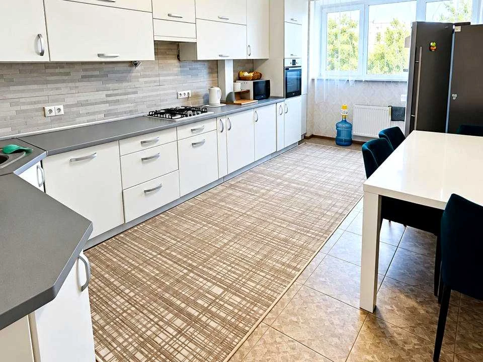 Apartment. Khmelnytsky, Strokostyantynske shose