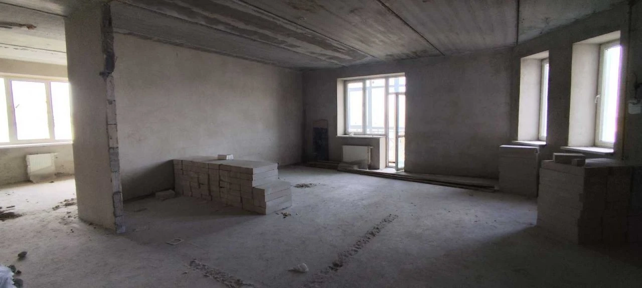 Продається трикімнатна квартира (128 м²) у Києві, Шевченківський
