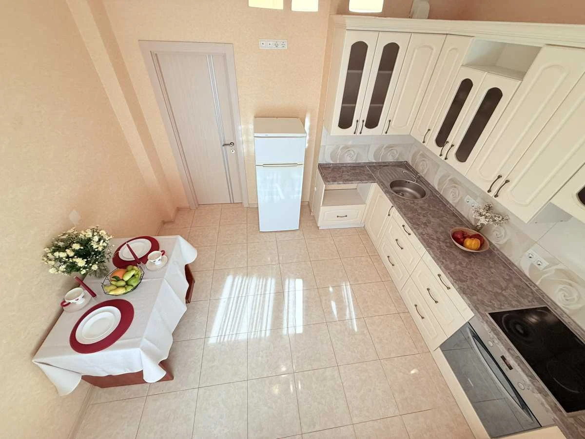 Продається однокімнатна квартира (50,3 м²) у Києві, Шевченківський район