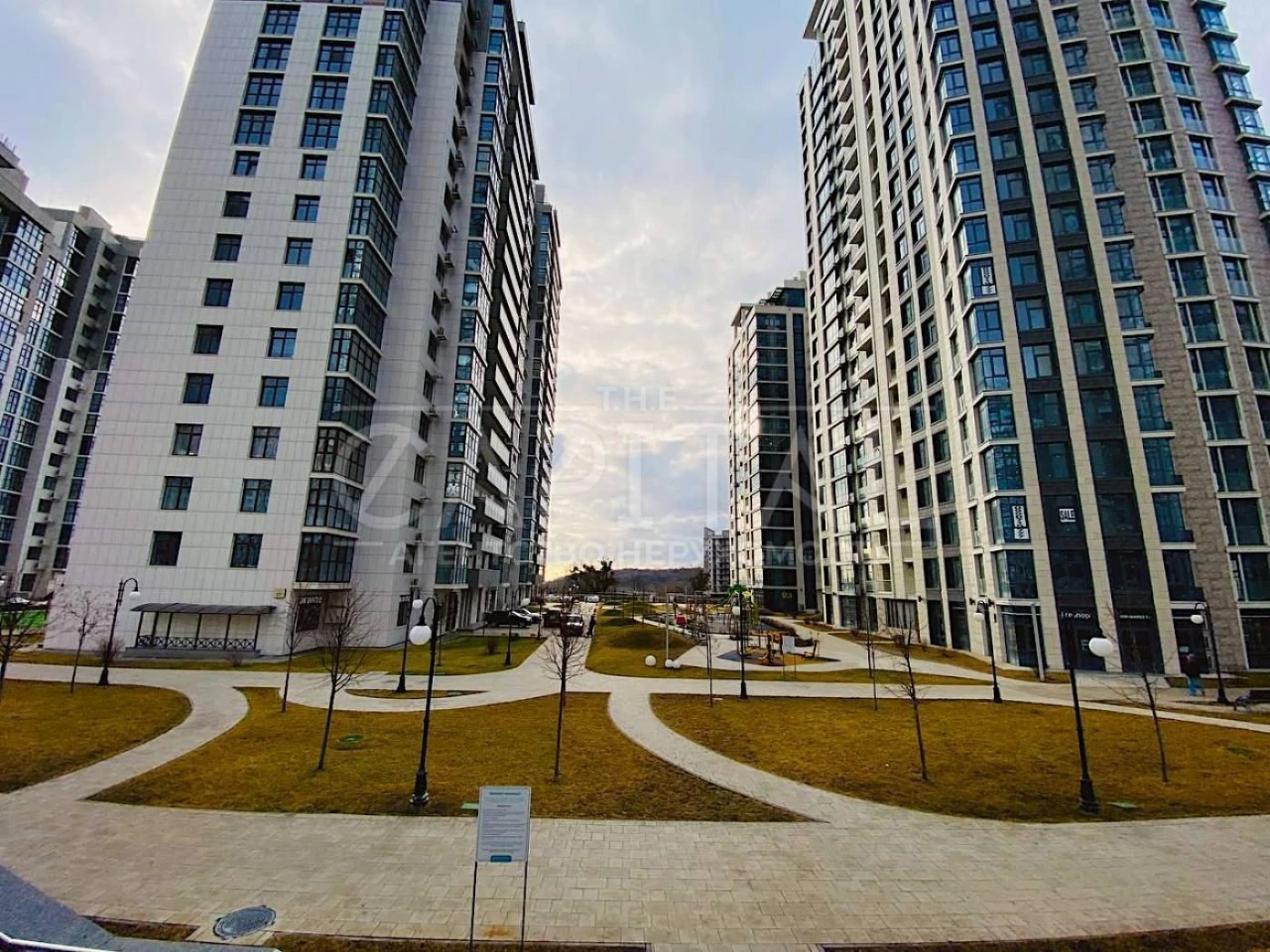Продаж квартири, ЖК Новопечерські Липки, Драгомирова, Верхог