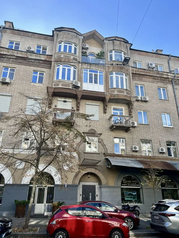 Двокімнатна квартира на Дарвіна , поруч Хрещатик, Бесарабка