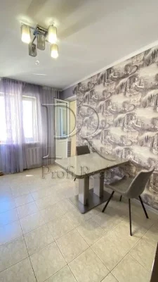 Продаж 1 к. квартири пр Василя Порика 7Б Виноградар/Ретровіл