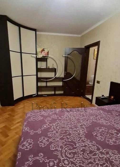 Продаж 1 к. квартири пр Василя Порика 7Б Виноградар/Ретровіл