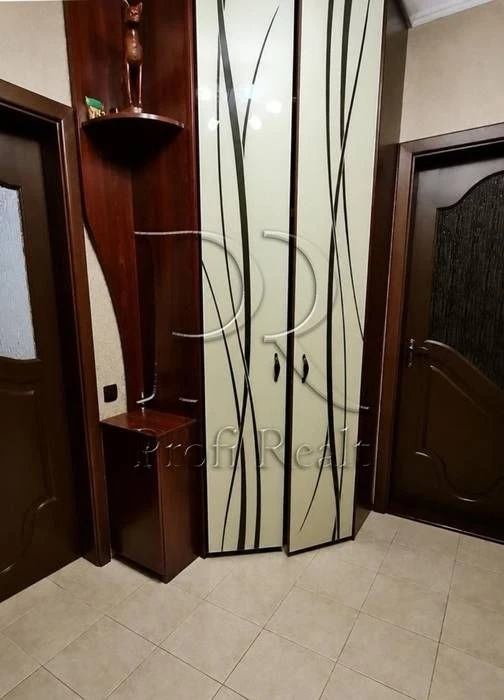Продаж 1 к. квартири пр Василя Порика 7Б Виноградар/Ретровіл