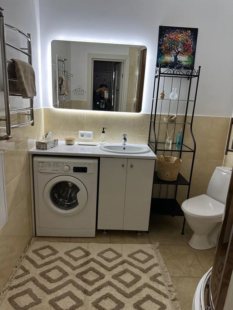 Продам квартиру в Голосієвському районі, проспект А. Глушков