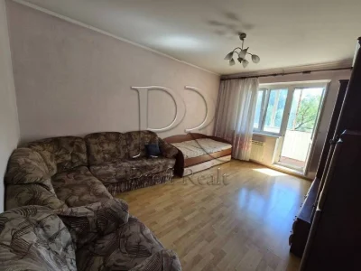 Продаж 2 кімн. квартири вулиця Ніжинська 7