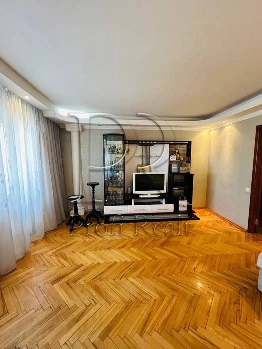 Продажа 3 комн. квартиры по адресу Харьковское шоссе, 51/Новая Д