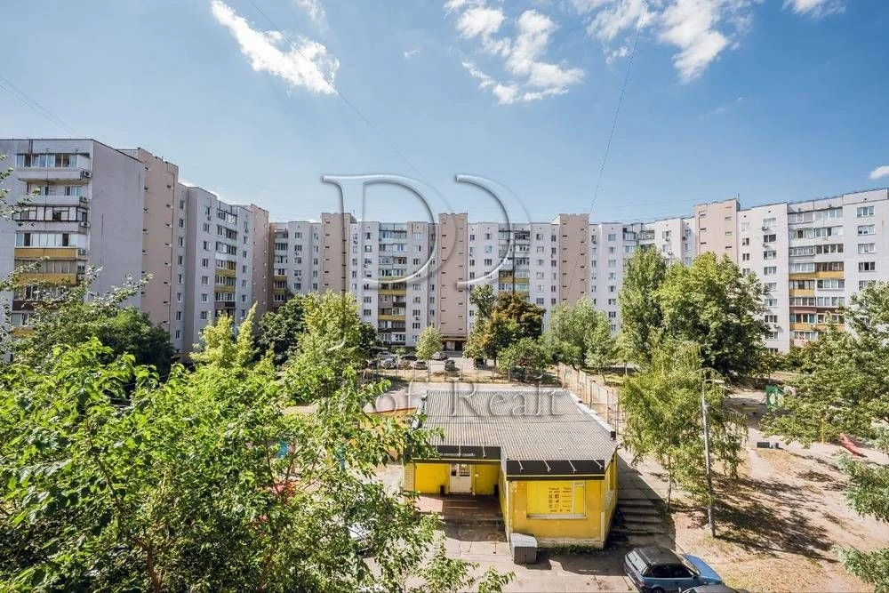 Without %. Sale of 1-room apartment in Troyeshchyna, Chervonoi Kal avenue