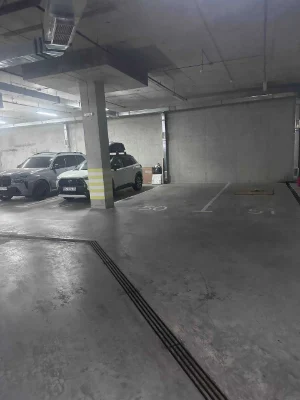 Parking space for sale. Safe Town Residence, Kul'parkyska Street, 96