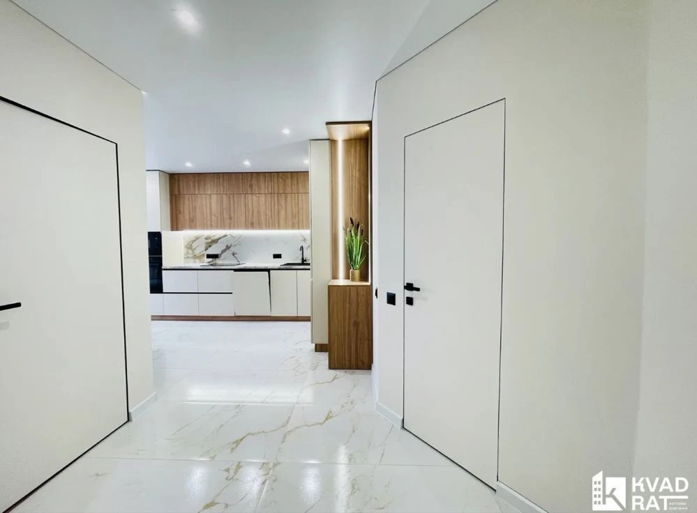 Fully Equipped 1-Bedroom Apartment in Uone Residence, Wolfinec Street