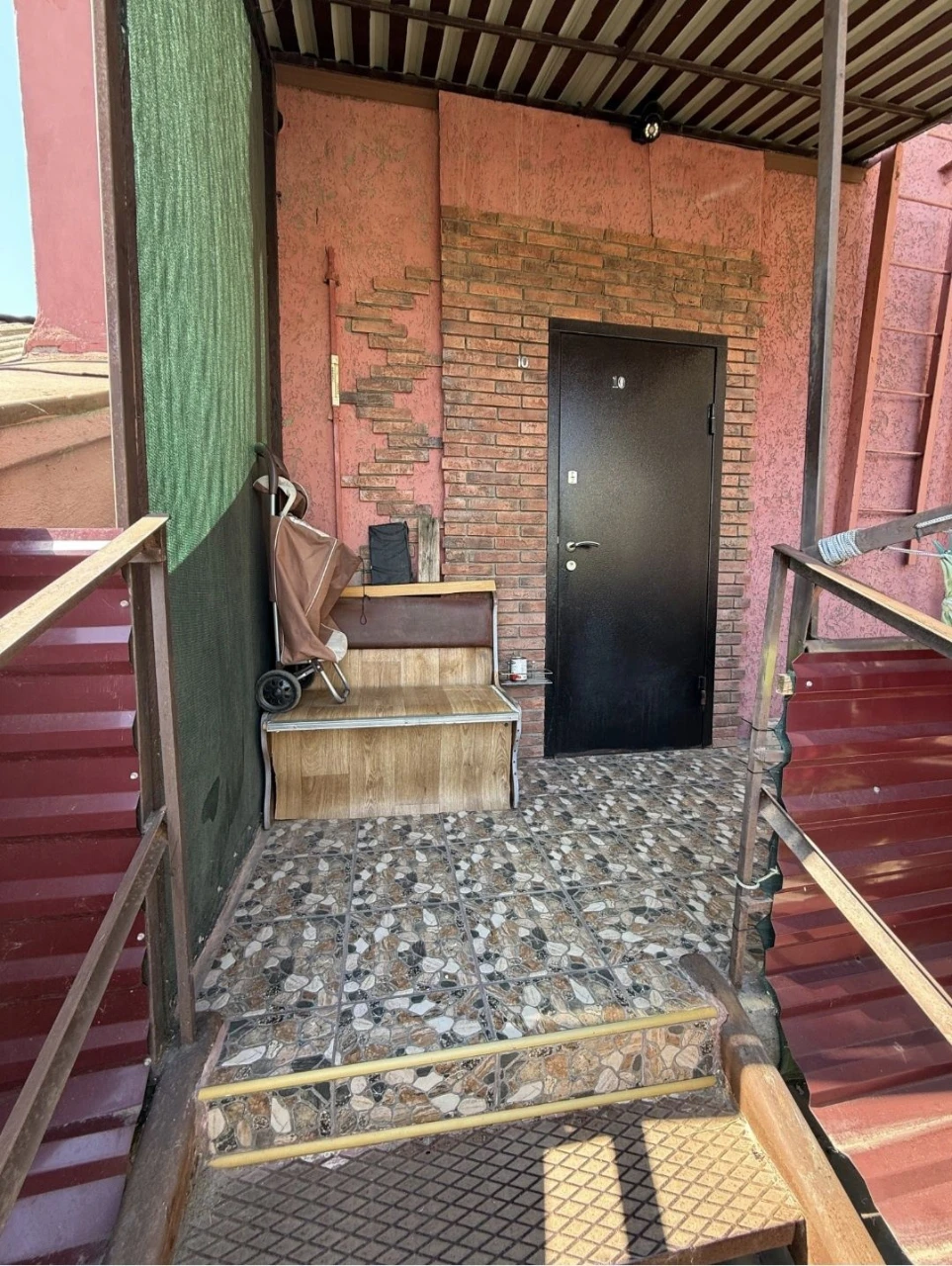 Sale of 2-room apartment. CENTER