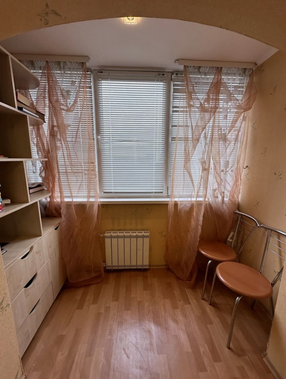 4к.кв.,ул. Иг.Бедзая,новый дом 2002г-75000$