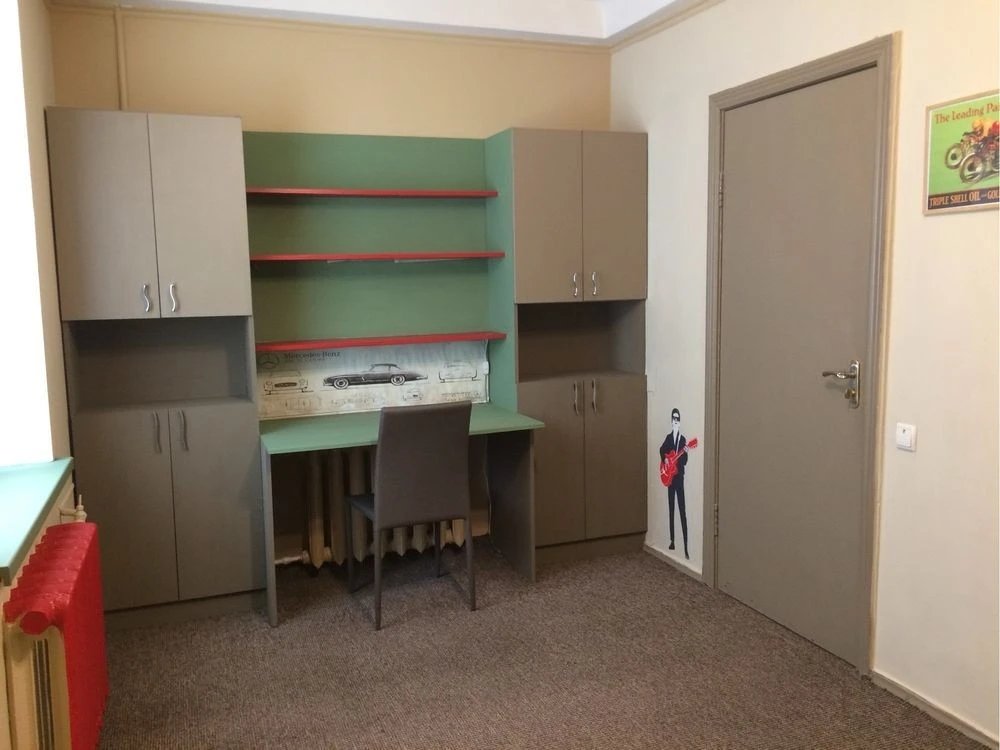 Owner: Renting without commission for long-term rental, 2 rooms