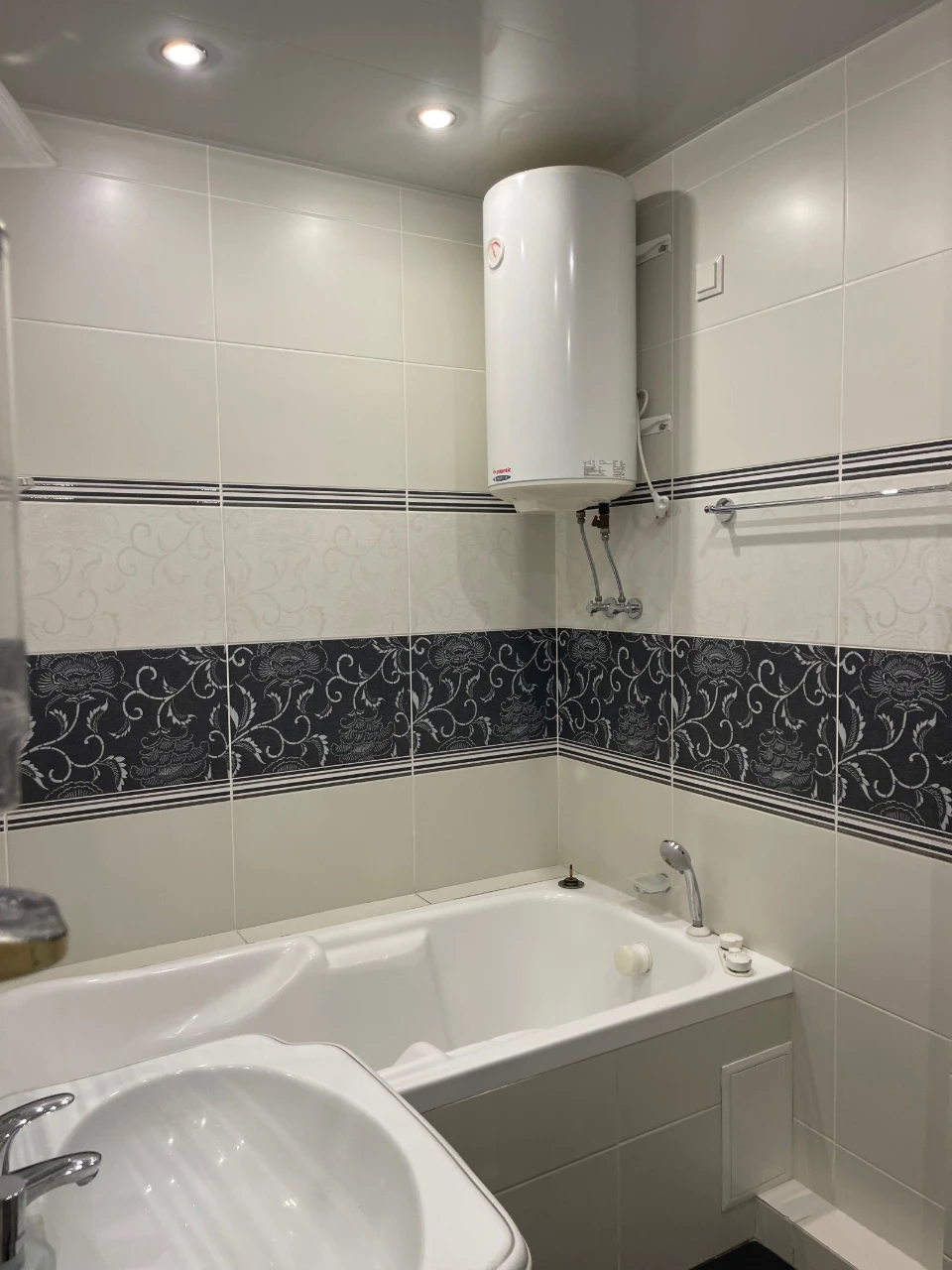 Rent 2-bedroom apartment on Observatorna Street