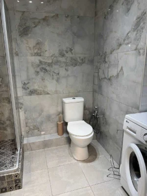 Rent 1BR Apartment at 67B Brestyskyi Park Avenue, Floor 2
