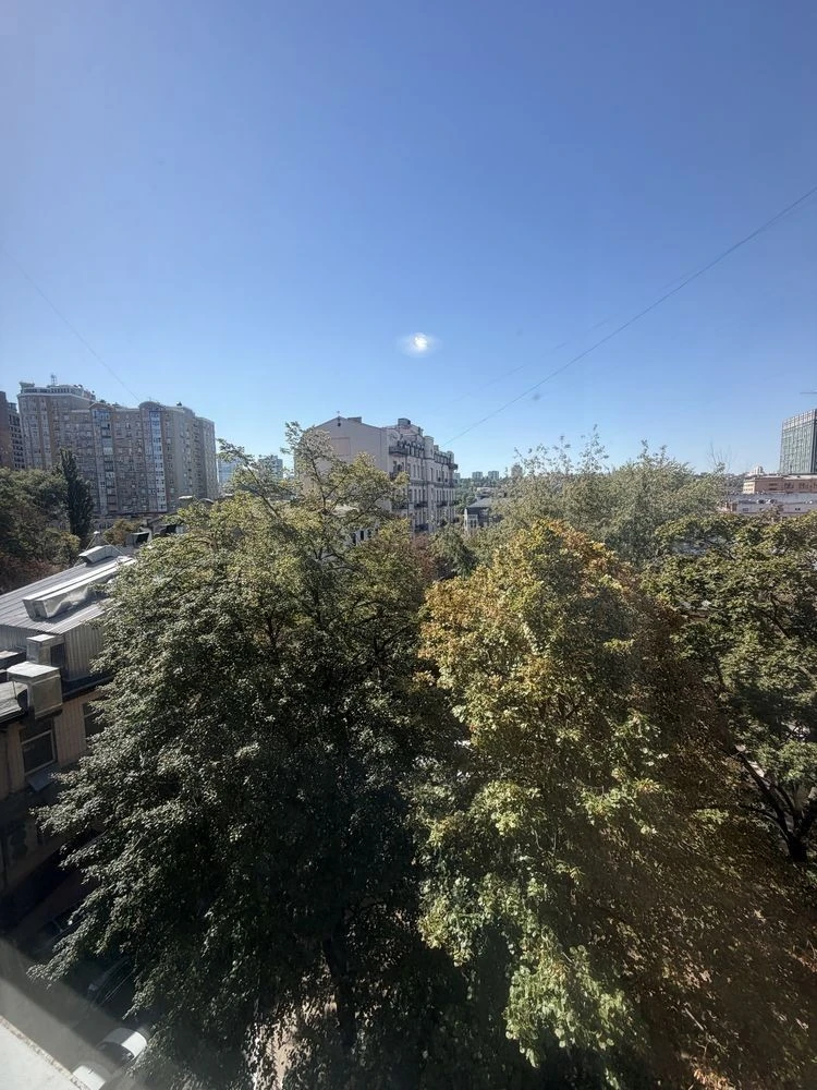 Сдам 2-кімнатну квартиру в центрі Києва, вулиця Велика Васильківська,