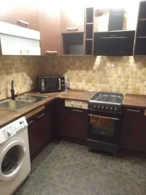 One-Bedroom Apartment in Parklend for Long-Term Rental, No Commission from Owner
