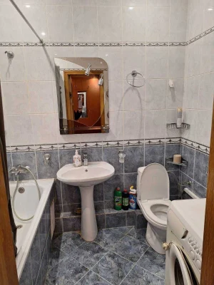 Long-term rent of a 1-room apartment on Kharkiv Street, 1