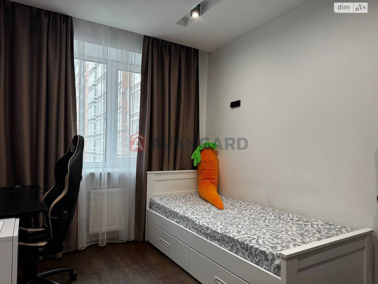 Apartment for Sale, Zalesnitsyni