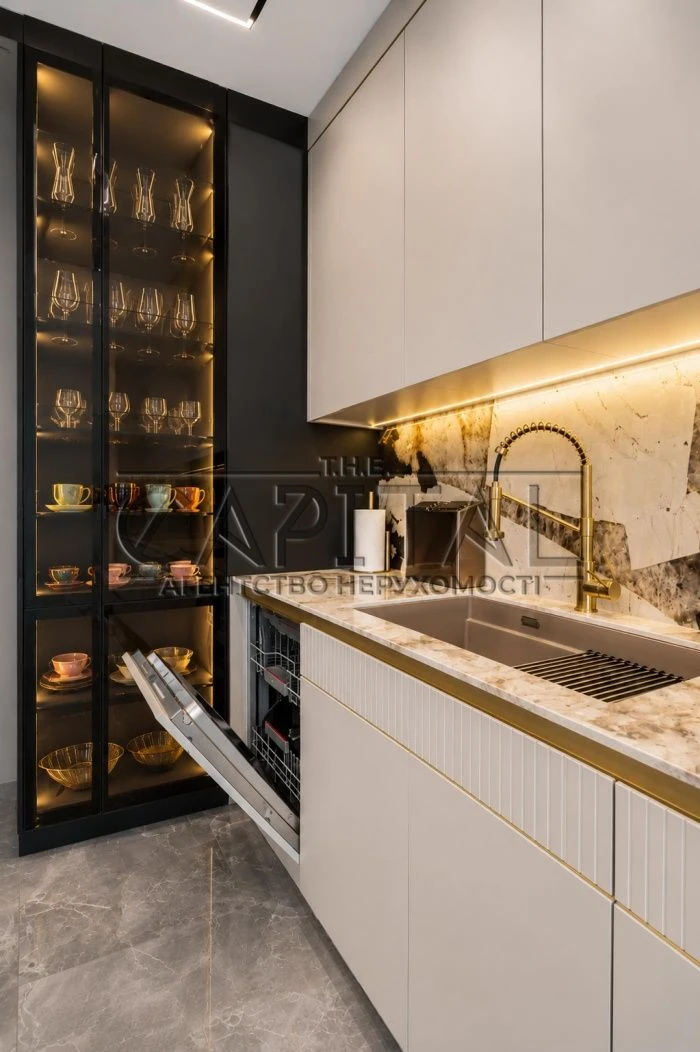 Квартира 1-го поверху, 87 м2 з видом на Дніпро в ЖК RiverStone
