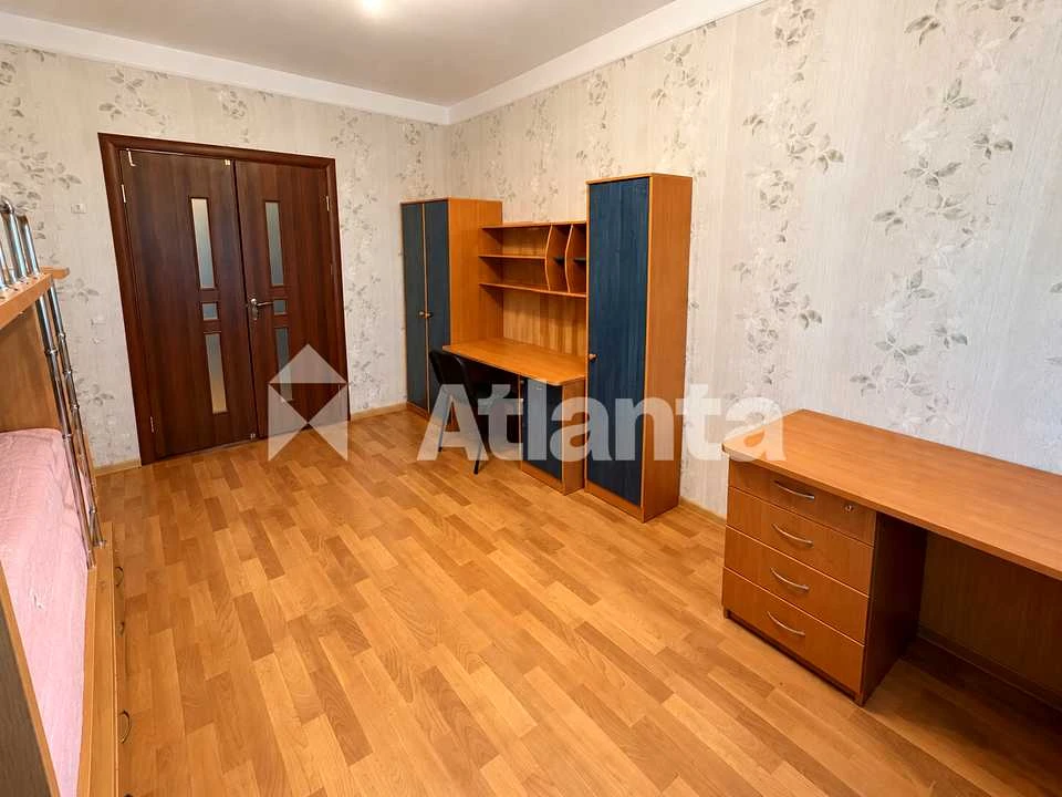 Квартира. Київ, Автозаводська вулиця