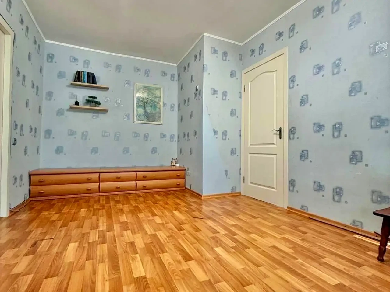 Продажа квартиры, 2 комнаты, 43.4 м² на 1 этаже.