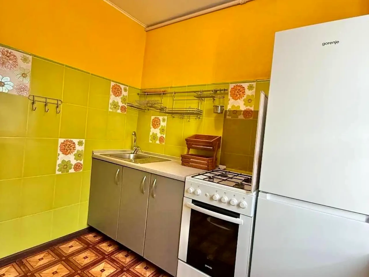 Продажа квартиры, 2 комнаты, 43.4 м² на 1 этаже.