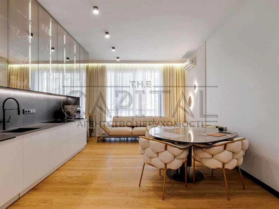 Apartment. Bulvarno-Kudriavska st.