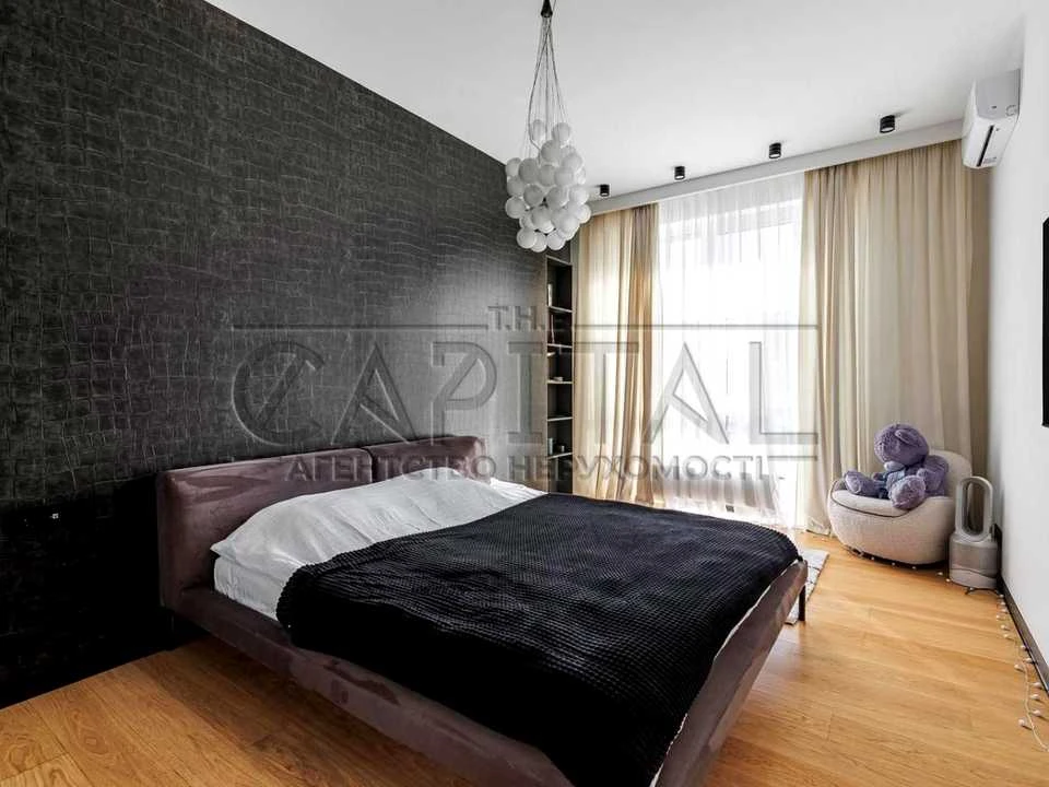 Apartment. Bulvarno-Kudriavska st.