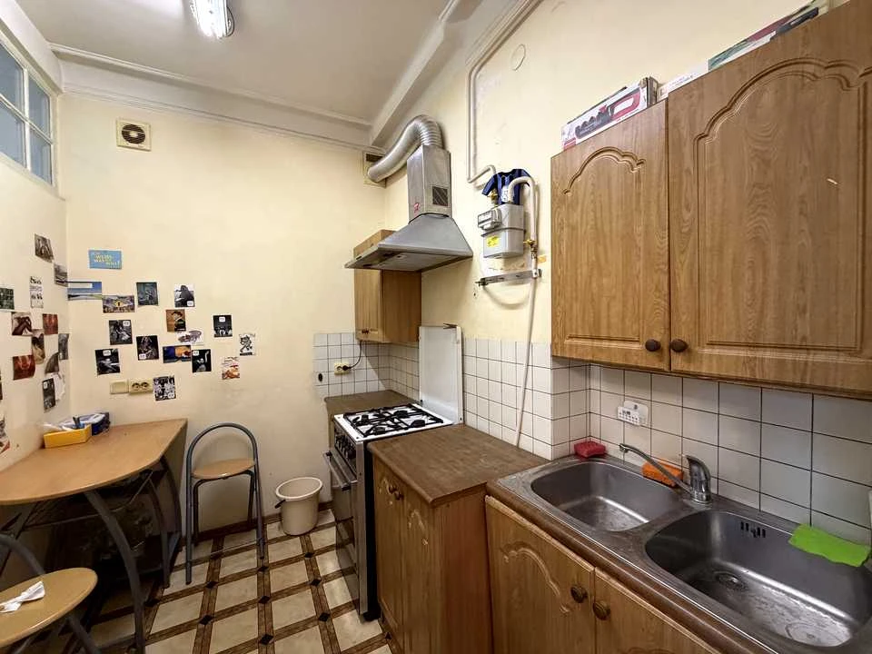 Apartment. Utyosova st., Odessa