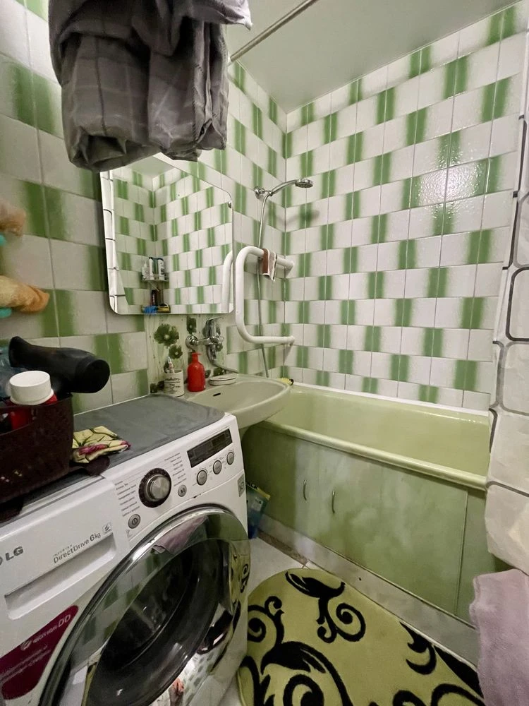 Продажа 2 комнаты, ул. Бродёвская