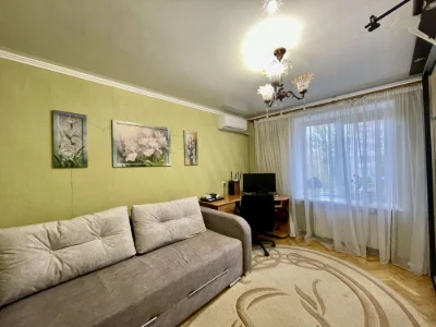 Продажа 2 комнаты, ул. Бродёвская