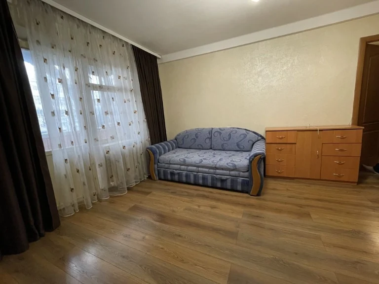 Lovely 2-bedroom apartment on Koroleva