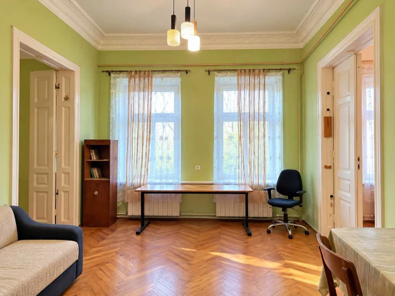 3-комнатная квартира 74 м² в центре Одессы