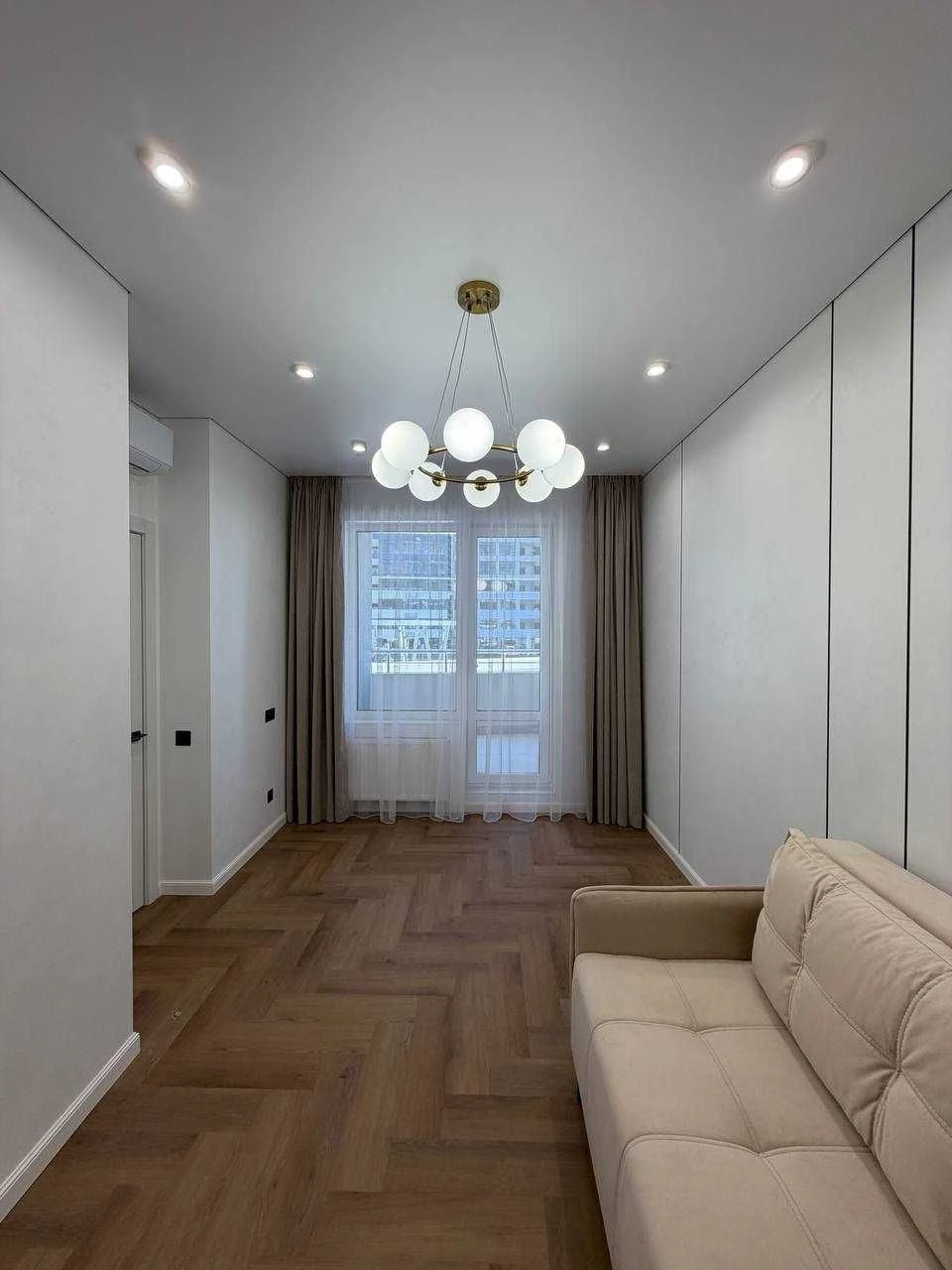 2-room apartment on the 2nd floor in Atmosfera residential complex, Arcadia. Resorts