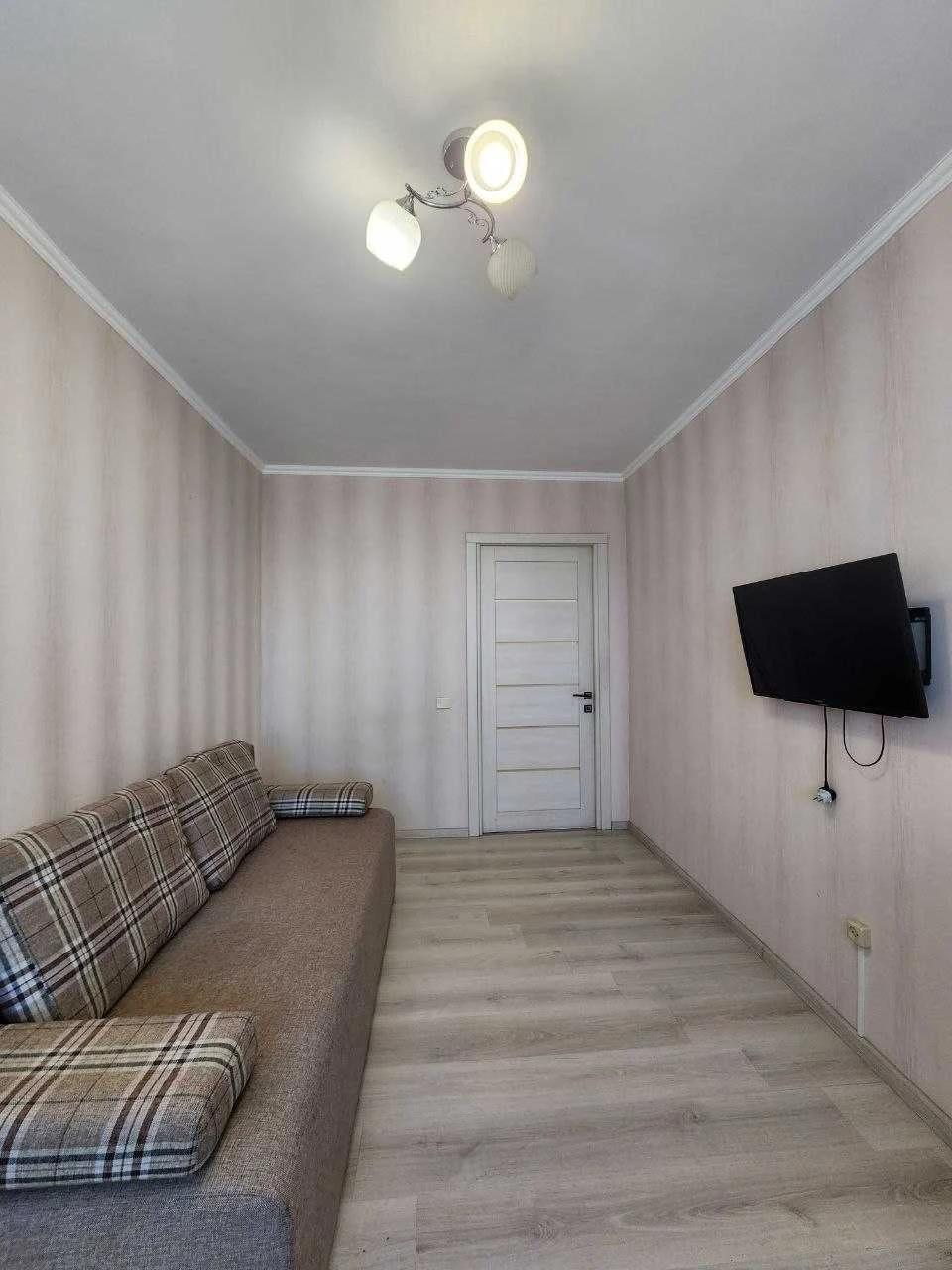 Продам 2-комн. квартиру в Центре на ул. Екатериненской /Кирп