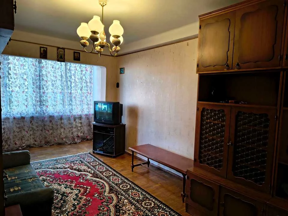 Квартира. Київ, Загорівська вул.
