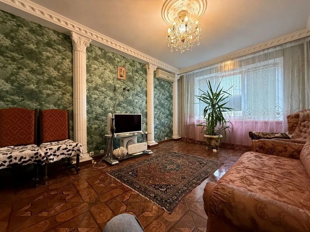 Rent 2-bedroom apartment 58.4 sq m, Mykola Zakrevsky Street