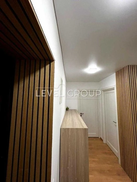 2-room apartment 60 sq m. Yevhena Konovaltsa 15k/1 Pecs