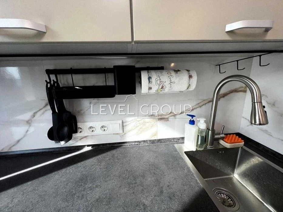 2-room apartment 60 sq m. Yevhena Konovaltsa 15k/1 Pecs