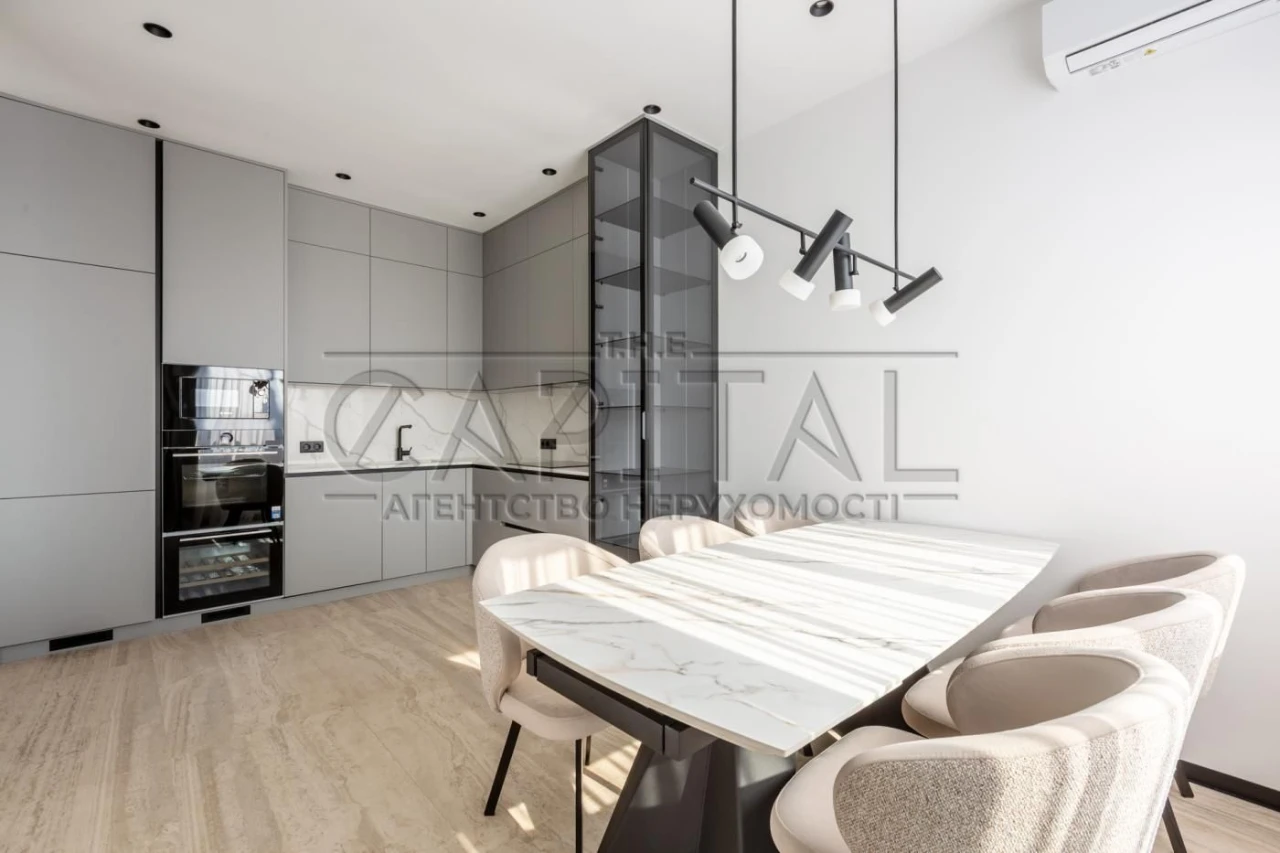 Просторная стильная квартира 2-комнатная, 107 м2, в ЖК Edelweiss House